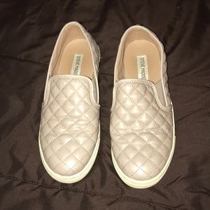 Steve Madden slip on shoes